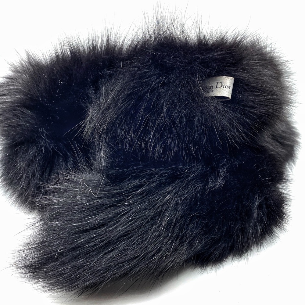 SOLD! 💯 Auth Vintage DIOR Fox Fur Stole/Scarf - Picture 2 of 10